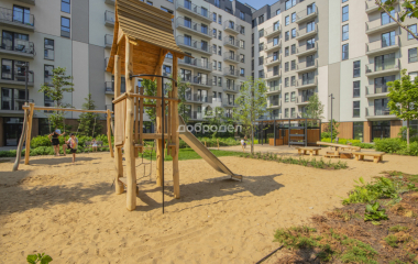 Екатеринбург, ул. Пехотинцев,2в