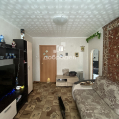 Комната | 48.00 м² | 3 - 5 эт. 01