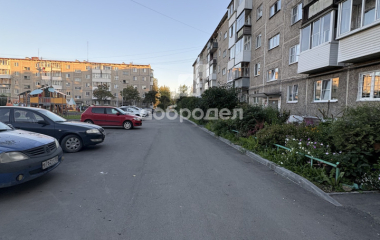 Первоуральск, ул. Комсомольская,10