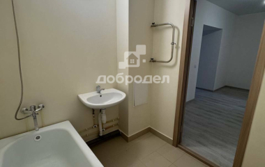 Екатеринбург, ул. Крауля,93