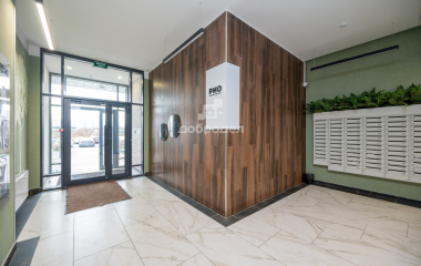 Екатеринбург, ул. Хрустальногорская,93