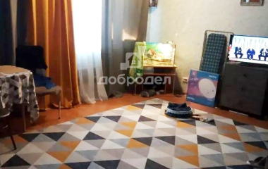 Екатеринбург, ул. 40-летия Комсомола,32/2