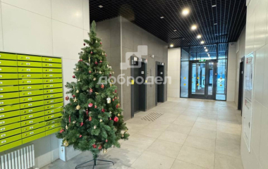 Екатеринбург, ул. Хуторская,1/4