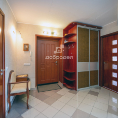 3-к квартира | 106.00 м² | 6 - 10 эт. 70