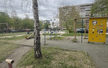 Екатеринбург, ул. Репина,84