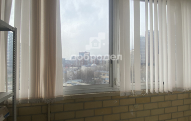 Екатеринбург, ул. Машинистов,3