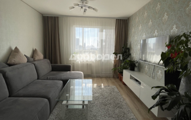 Екатеринбург, ул. Краснолесья,74