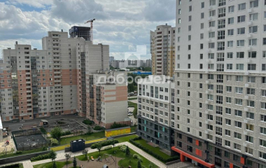 Екатеринбург, ул. Победы,102
