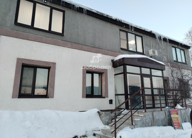 140.00 м² | 2 - 2 эт.