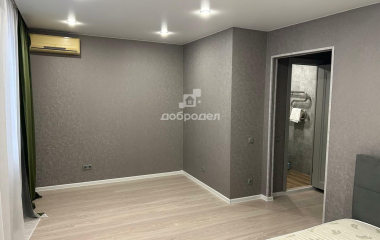 Екатеринбург, ул. Крауля,84