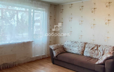 Екатеринбург, б-р. Сиреневый,21
