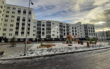 Екатеринбург, ул. Евгения Савкова,44 Б /2