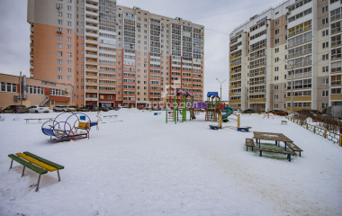 Екатеринбург, ул. Совхозная,2