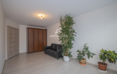 Екатеринбург, ул. Спутников,16