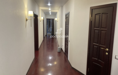 Екатеринбург, ул. Крауля,51