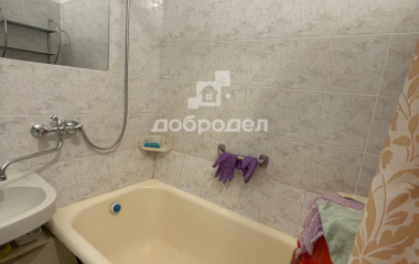 Екатеринбург, пр-кт. Орджоникидзе,4