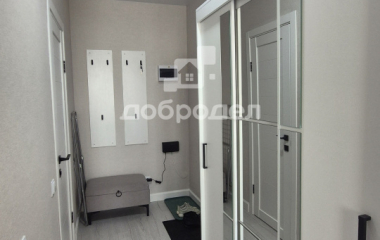 Екатеринбург, ул. Крауля,107/4