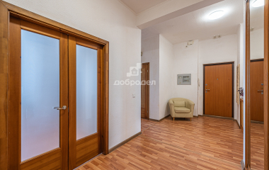 Екатеринбург, ул. Белинского,180