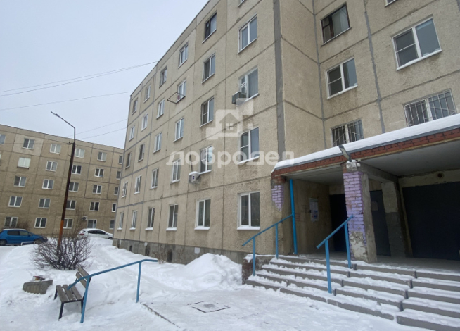 Комната | 48.00 м² | 3 - 5 эт.