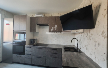 Екатеринбург, ул. Уральских рабочих,42