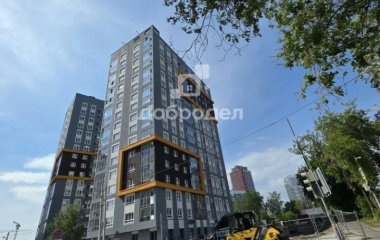 Екатеринбург, ул. Военного Флота/Московская, стр. 12