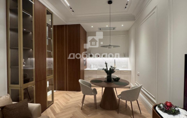 Екатеринбург, ул. Попова,18