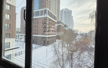 Екатеринбург, ул. Азина,39