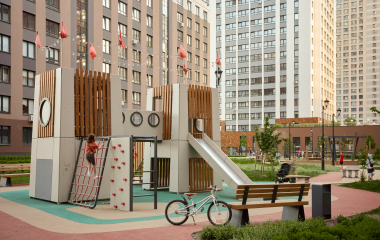Екатеринбург, ул Краснолесья, 10/6