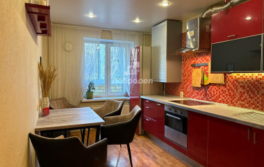 Екатеринбург, ул. Академика Постовского,17