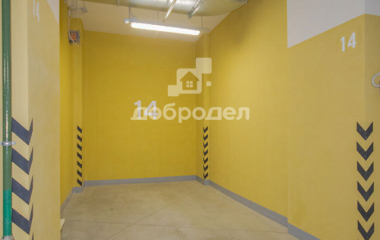 Екатеринбург, ул. Хохрякова,66