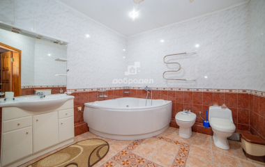 Екатеринбург, ул. Горького,51