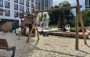 Екатеринбург, ул. Нагорная,12