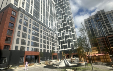 Екатеринбург, ул. Крауля,107/4