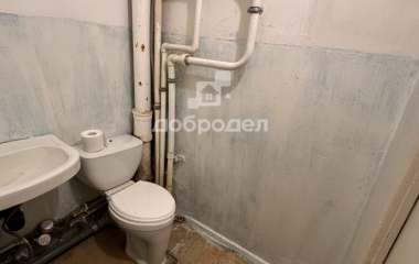 Екатеринбург, б-р. Сиреневый,11