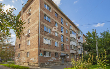 Екатеринбург, пр-кт. Космонавтов,61а