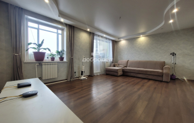 Екатеринбург, ул. Красных командиров,106