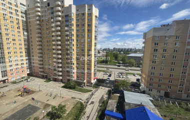 Екатеринбург, ул. Бакинских комиссаров,97