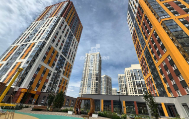 Екатеринбург, пр-кт. Космонавтов,108/3