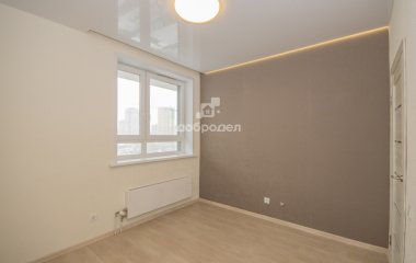 Екатеринбург, ул. Николая Островского,2/2