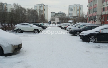 Екатеринбург, ул. Ангарская,50а