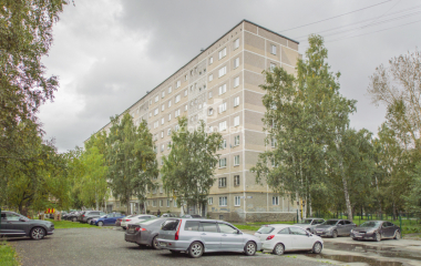 Екатеринбург, б-р. Сиреневый,9