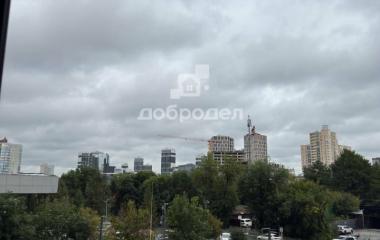 Екатеринбург, ул. Большакова,66