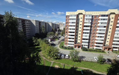 Екатеринбург, б-р. Сиреневый,23
