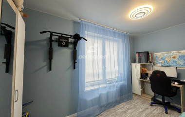 Екатеринбург, б-р. Золотистый,7