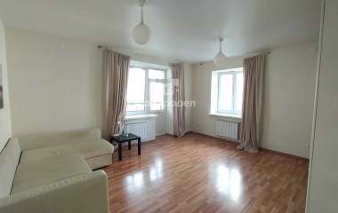 Екатеринбург, ул. Сурикова,55