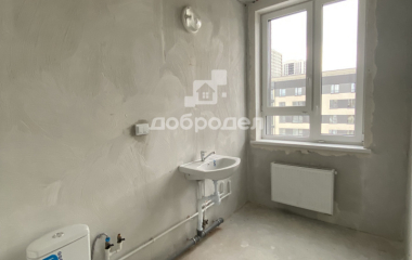 Екатеринбург, ул. Пехотинцев,1в