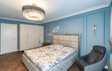 Екатеринбург, ул. Яскина,12