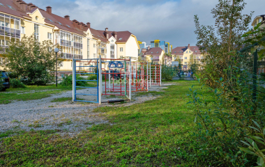 Екатеринбург, ул. Очеретина,8