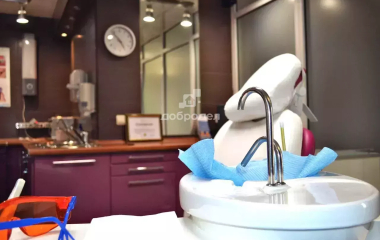 Екатеринбург, ул. Бакинских комиссаров,100