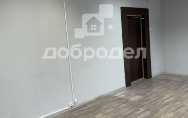 Екатеринбург, ул. Фронтовых бригад,27/1